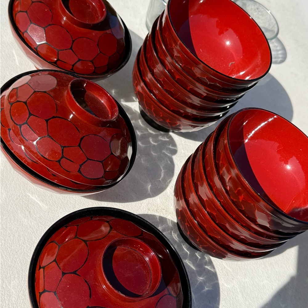 Red and Black Patterned Rice Bowl Set